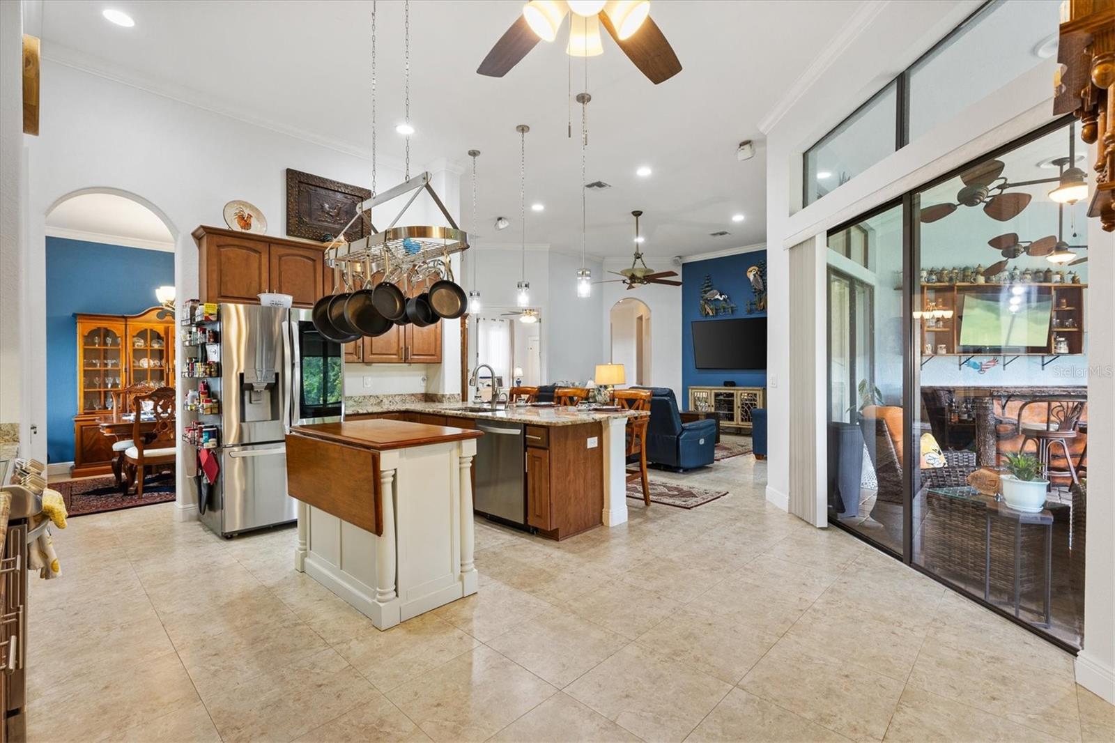 5233 FOUNTAIN WALK