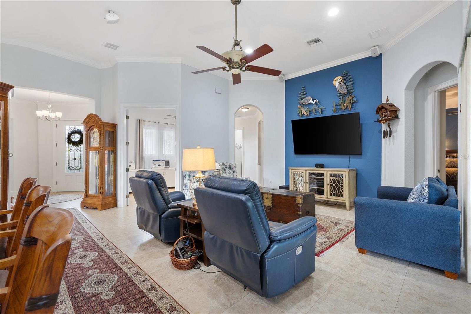 5233 FOUNTAIN WALK