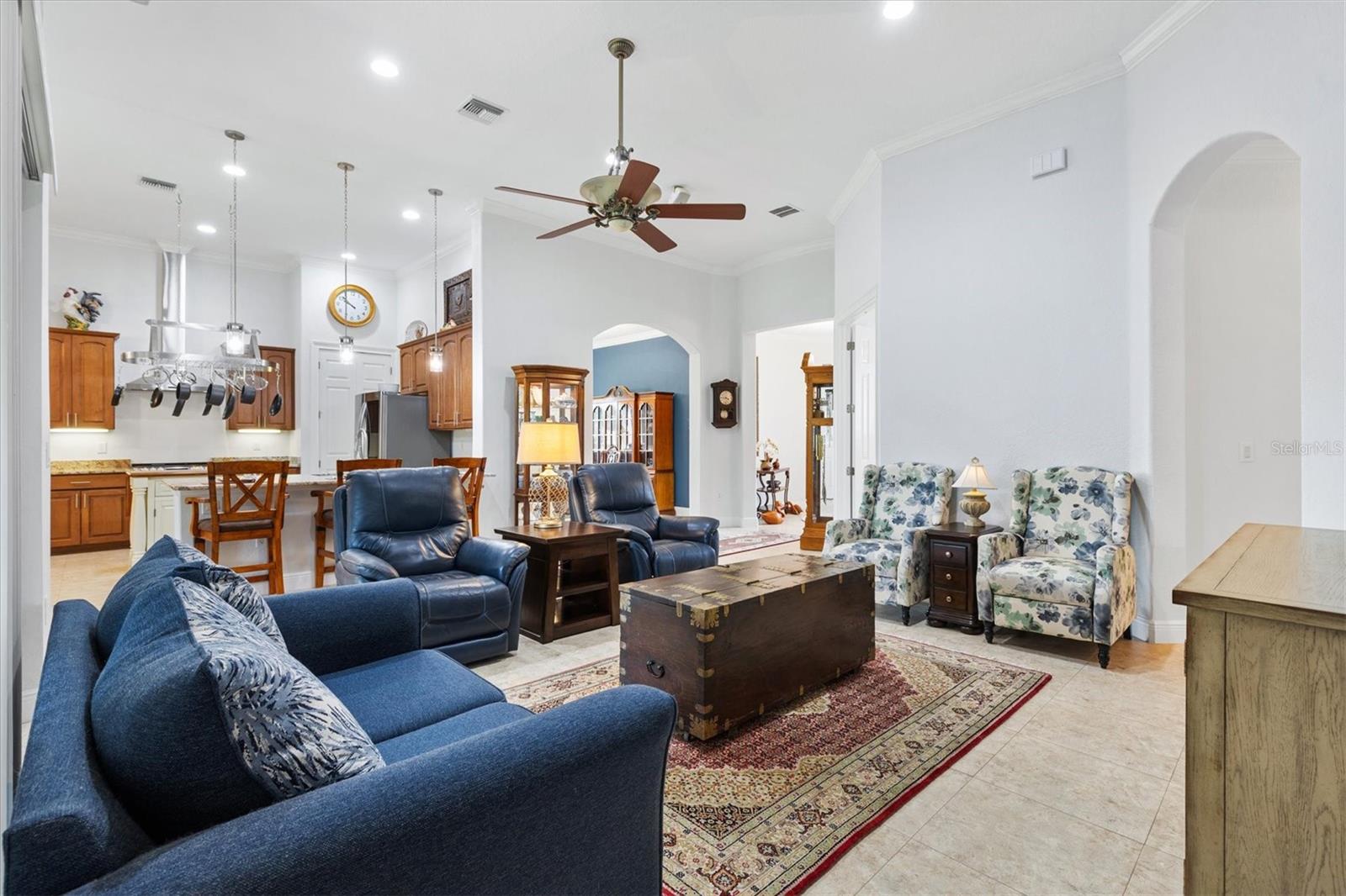 5233 FOUNTAIN WALK