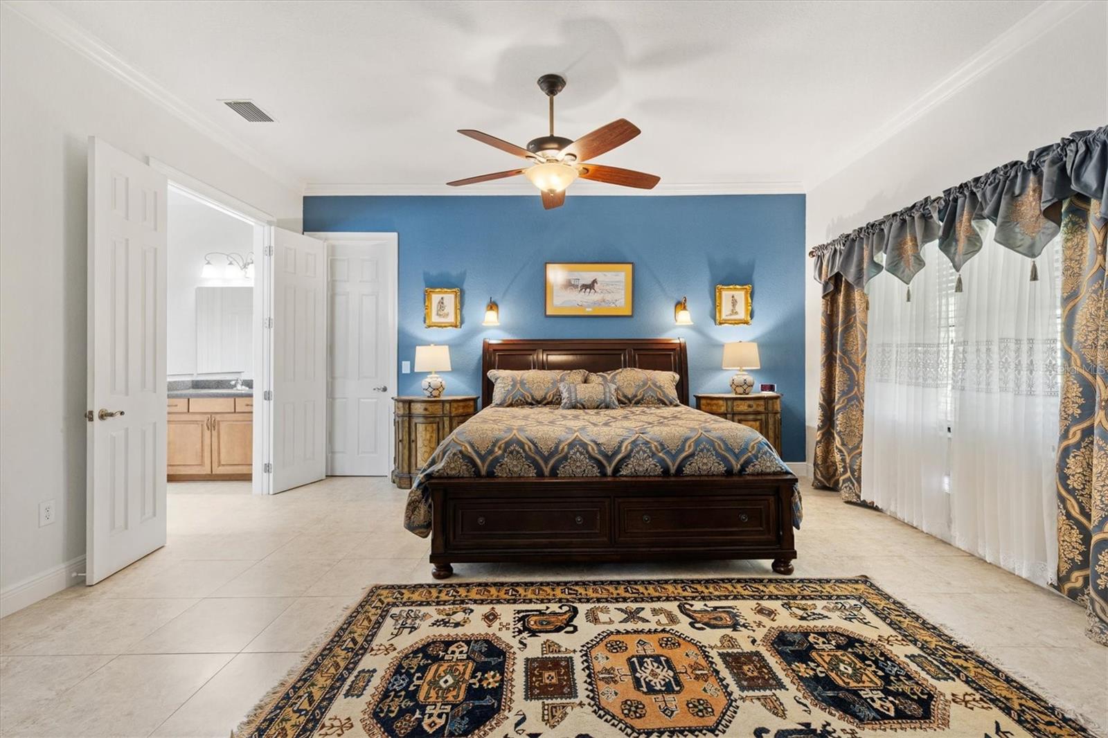 5233 FOUNTAIN WALK