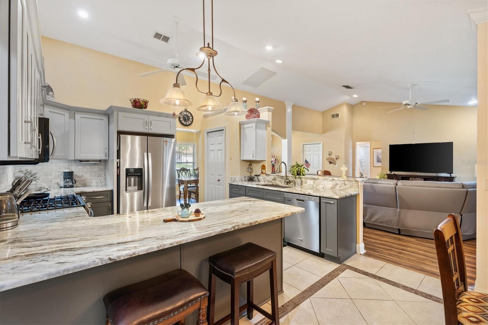 10405 SE 42ND TER
