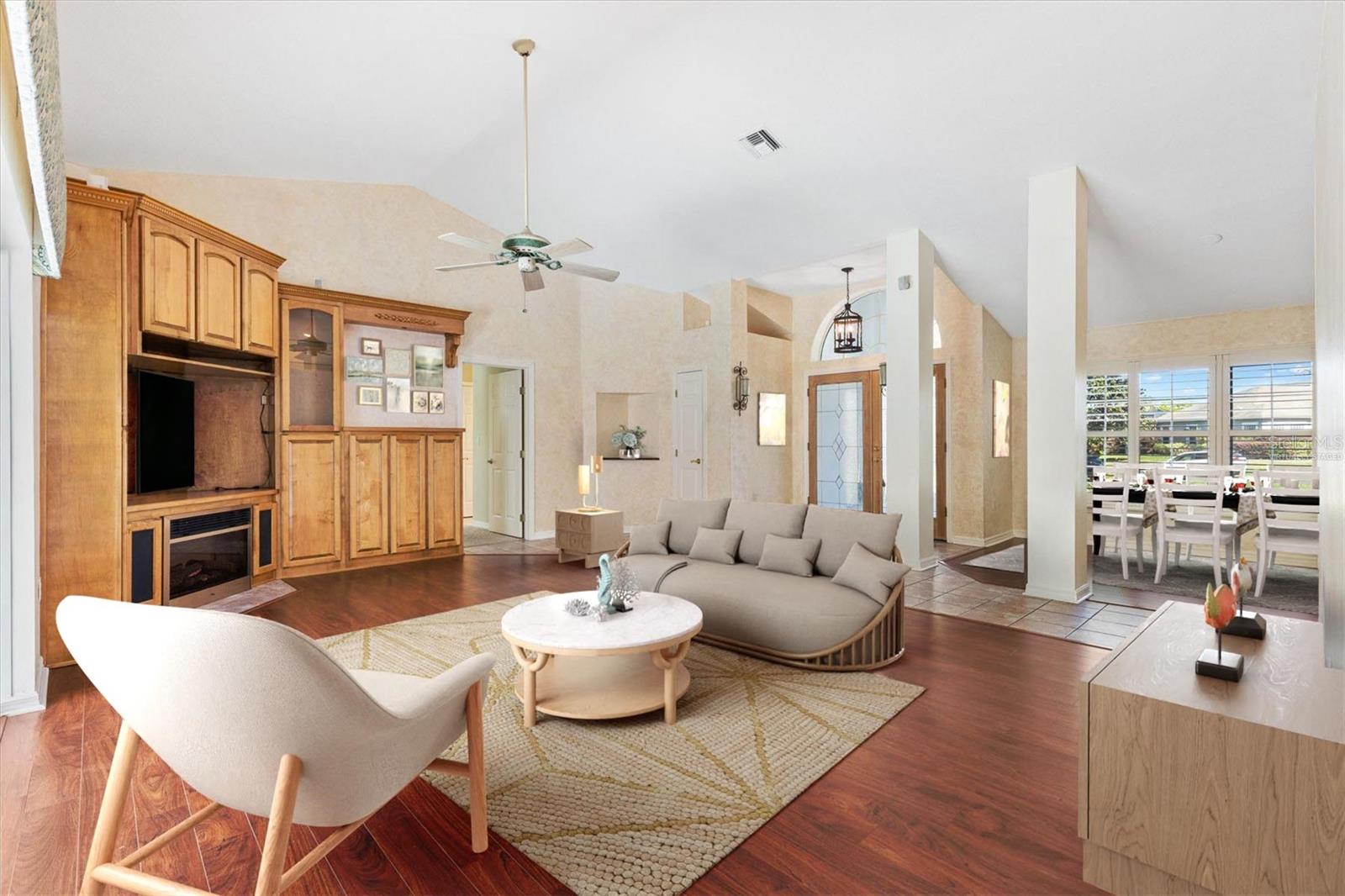 5312 GREENS DR