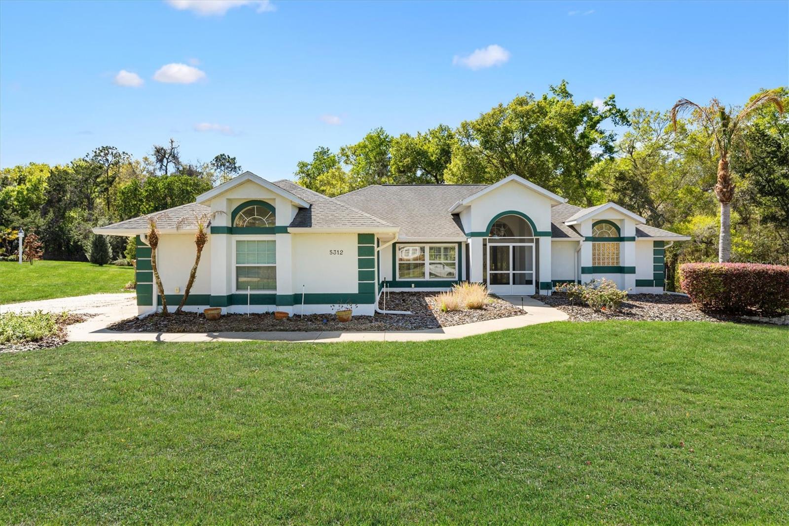 5312 GREENS DR