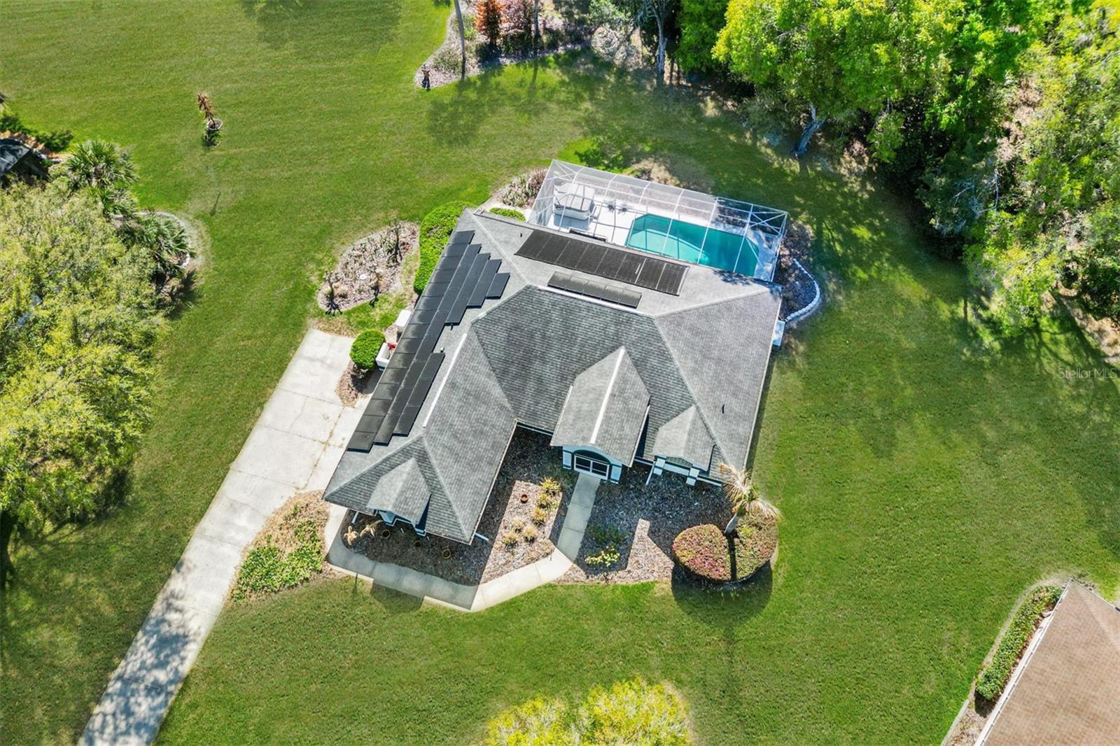 5312 GREENS DR