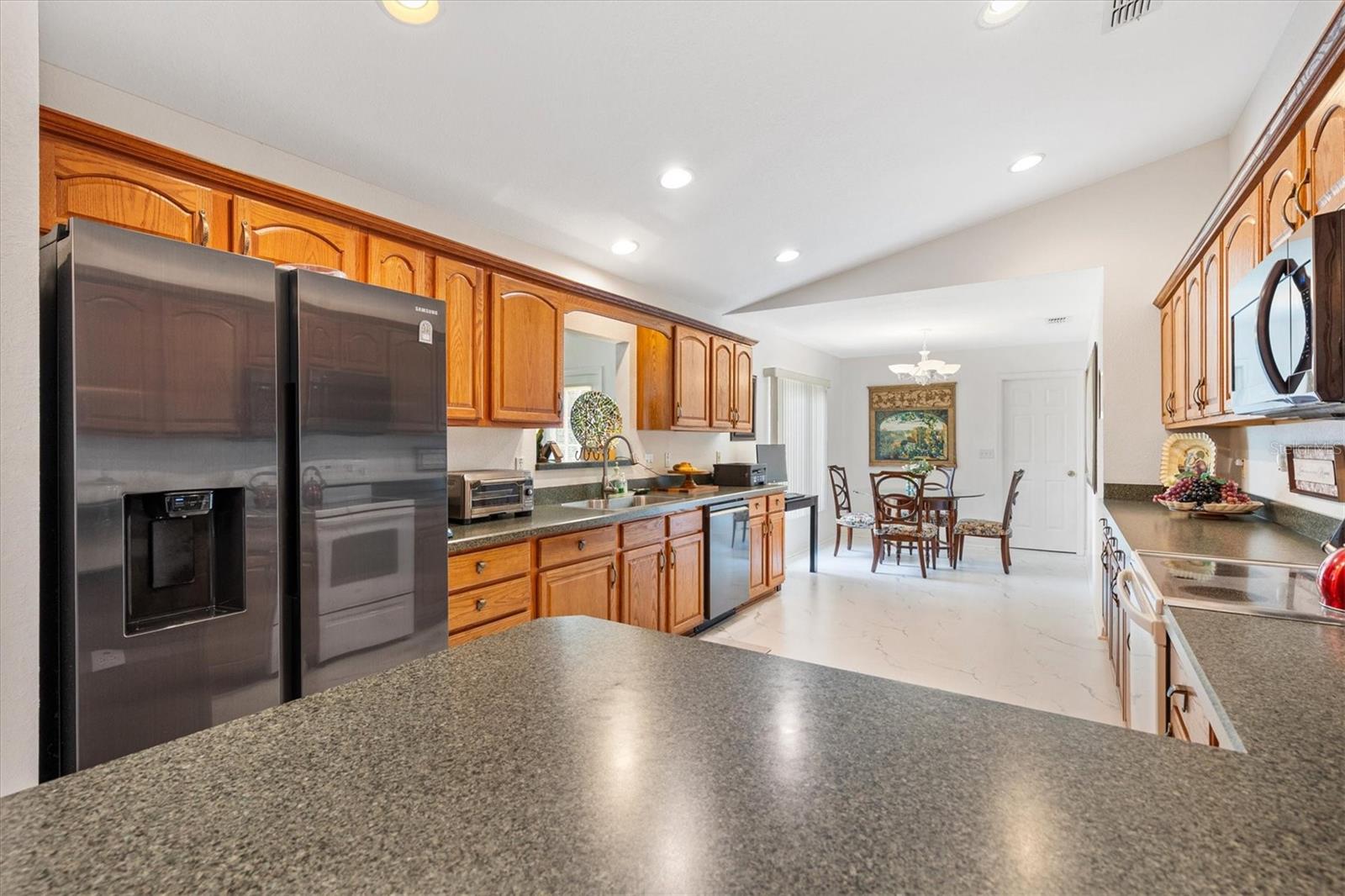 9498 SE 174TH LOOP