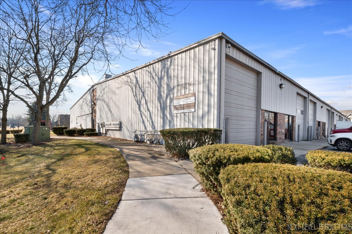 6804 Hobson Valley Drive Unit: 111