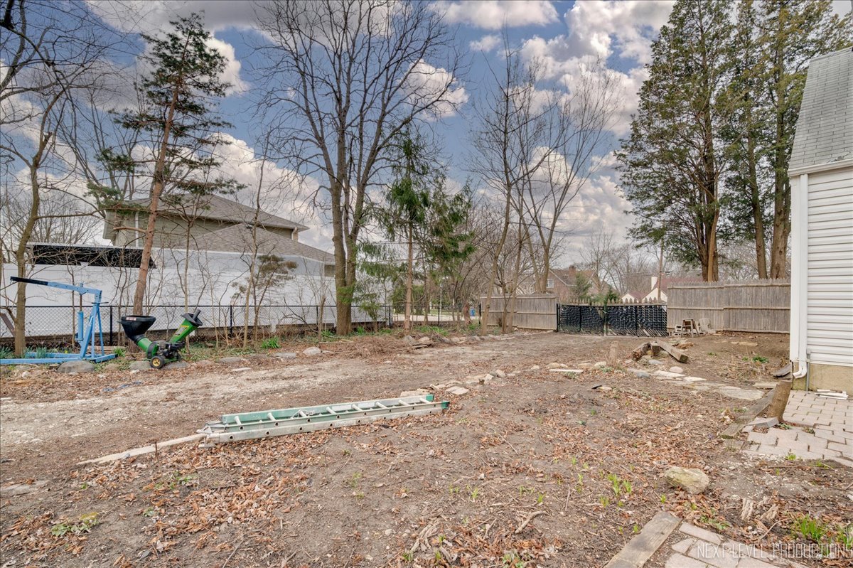 1703 Stoddard Avenue