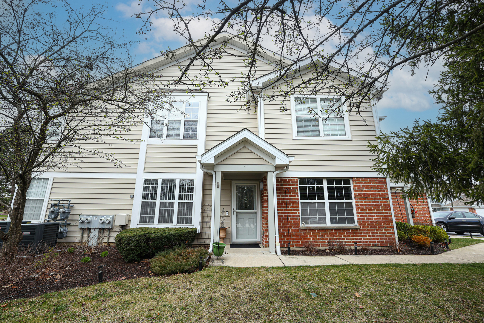 290 Sheffield Drive Unit: 290