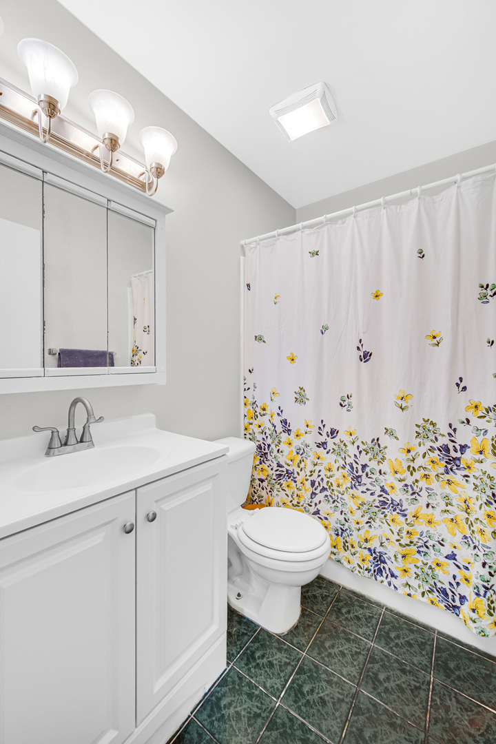 27W074 Cooley Avenue