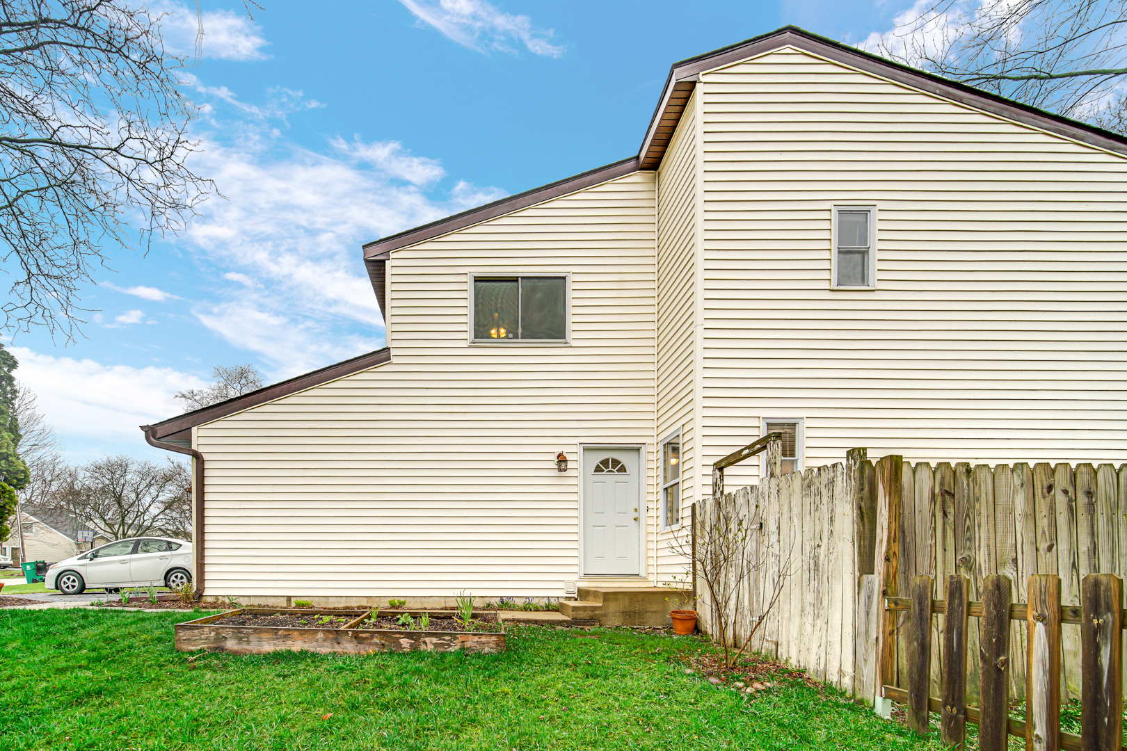 27W074 Cooley Avenue