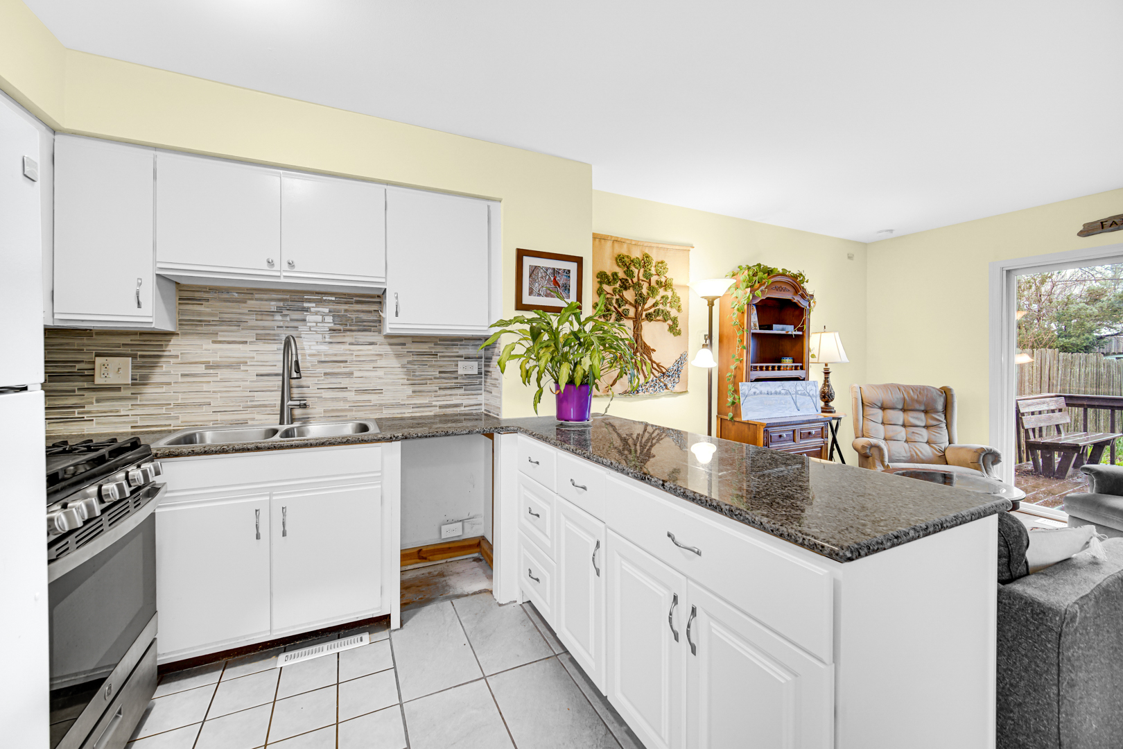 27W074 Cooley Avenue