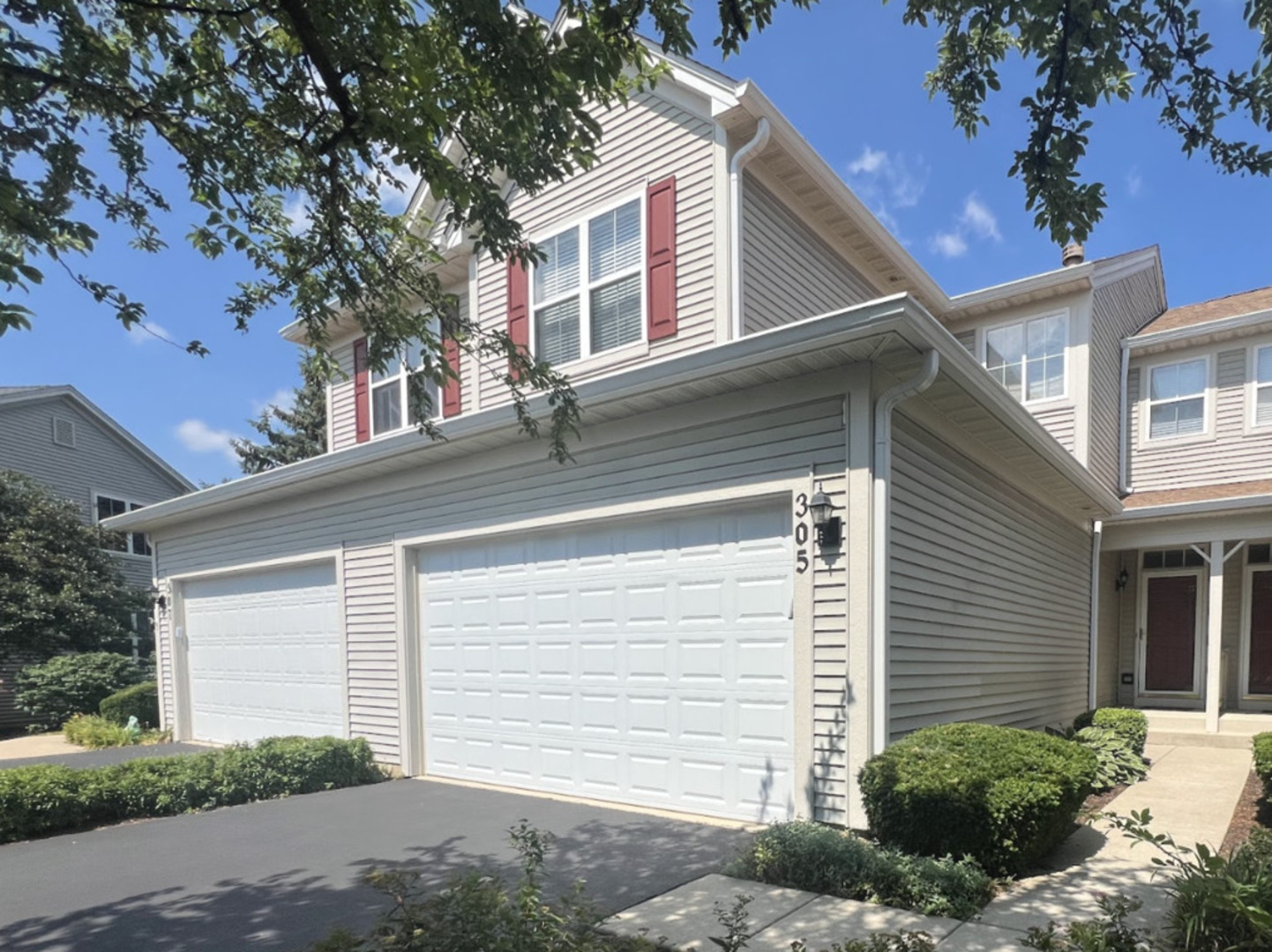 305 Fairmont Court Unit: 305