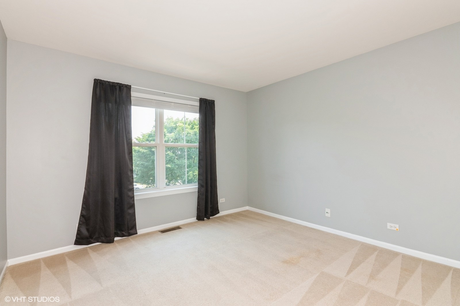 305 Fairmont Court Unit: 305