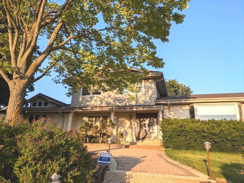 28W479 Cape Avenue