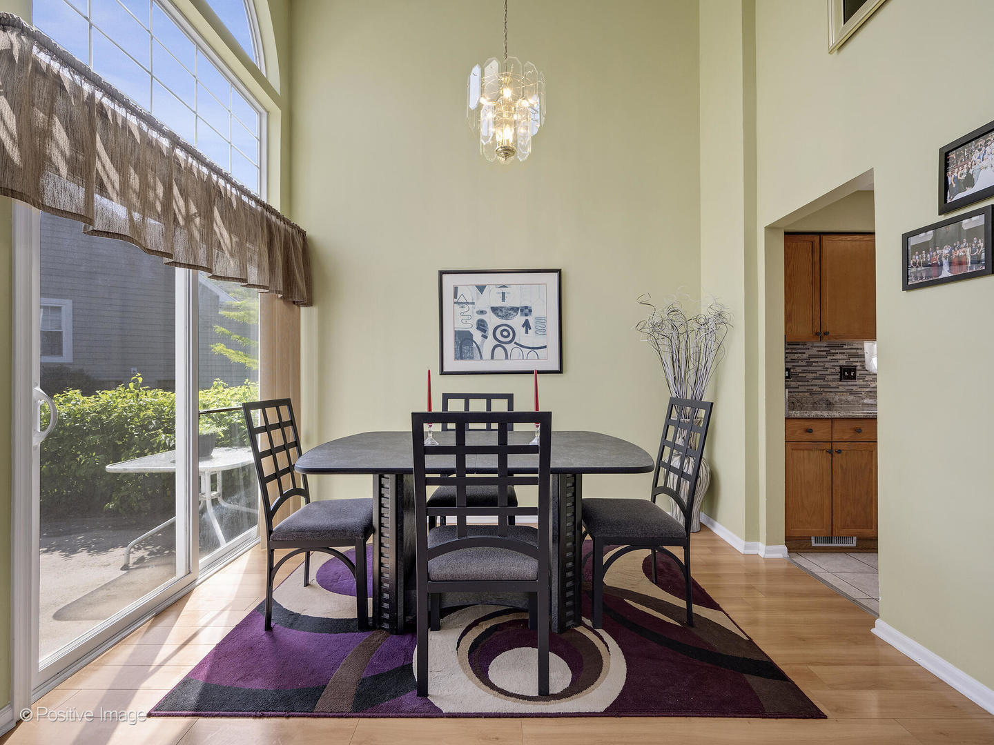 673 Kingsbridge Drive