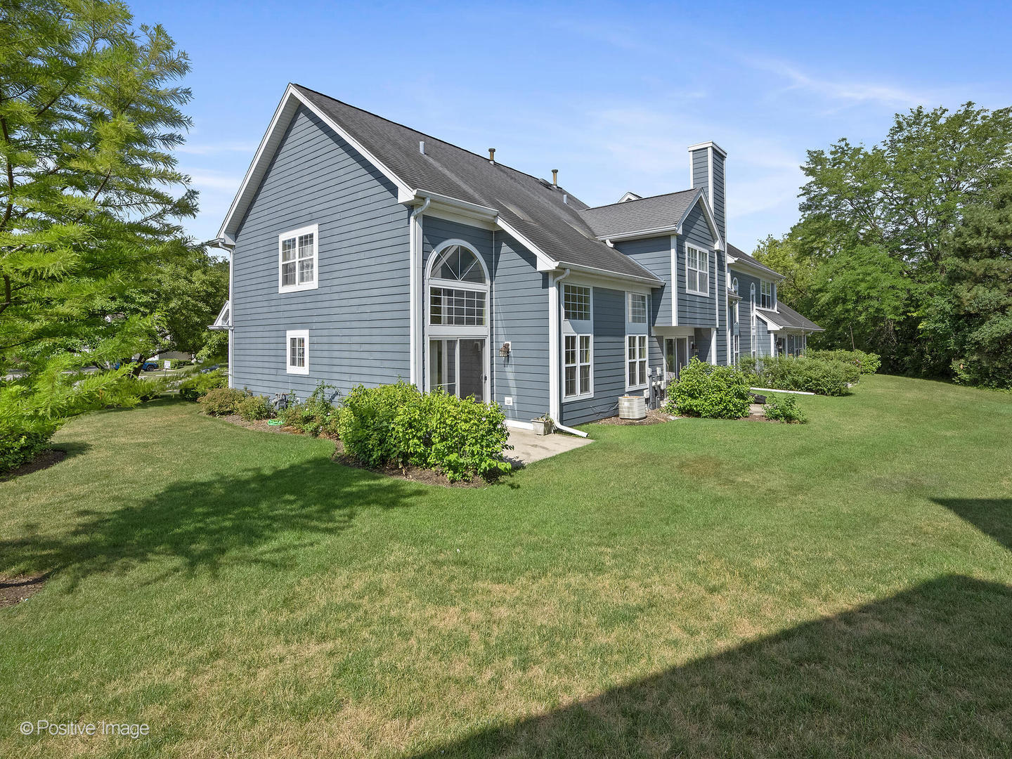 673 Kingsbridge Drive
