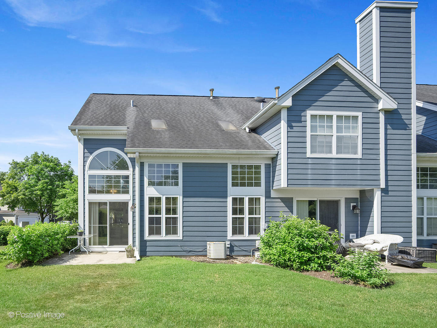 673 Kingsbridge Drive