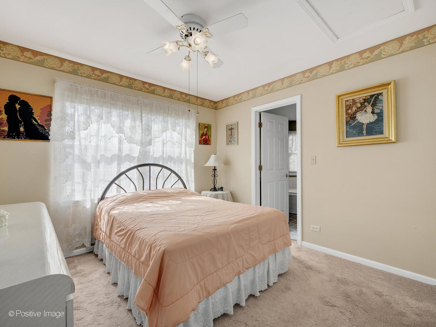 673 Kingsbridge Drive