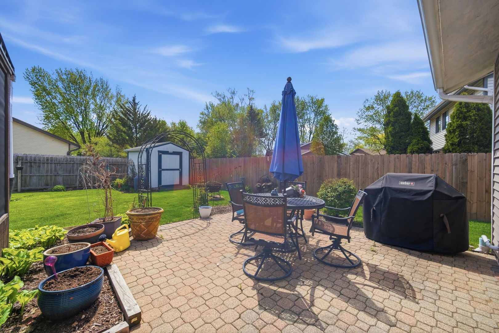 2S631 Angeline Court