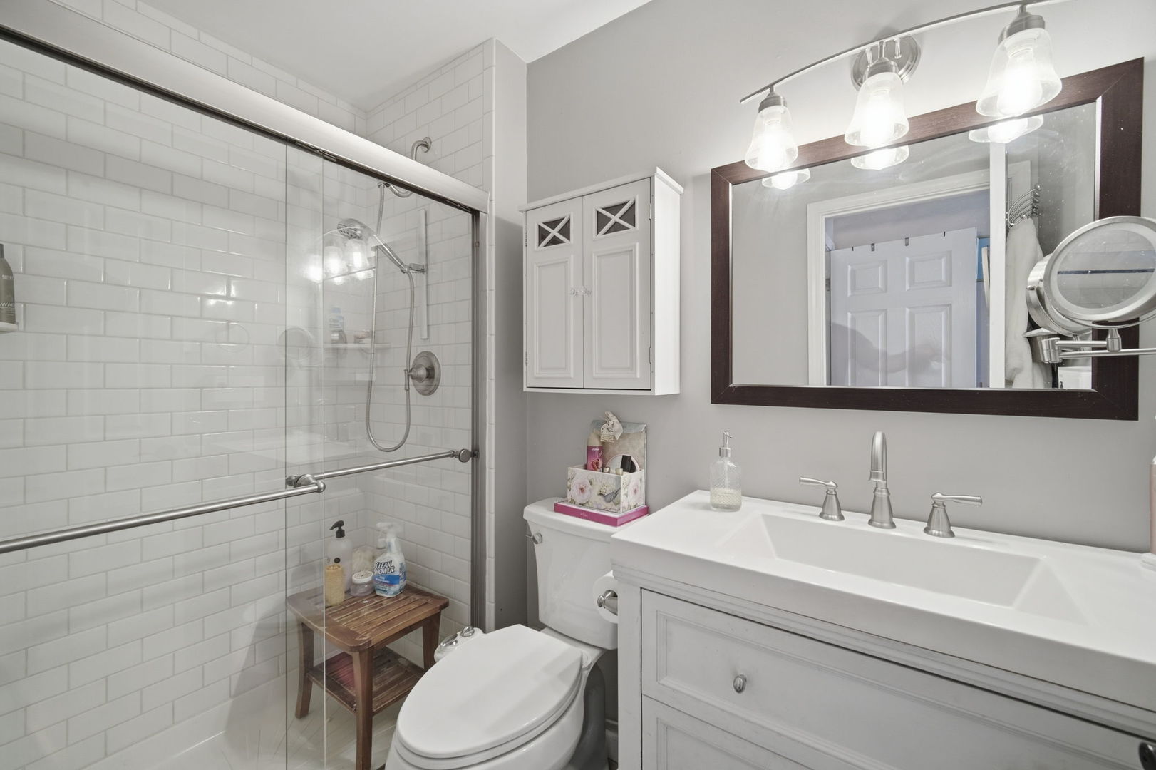 2S631 Angeline Court
