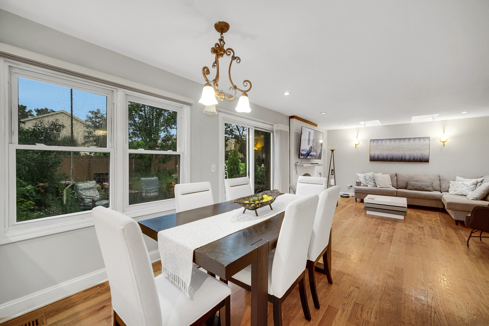 2233 Appleby Drive