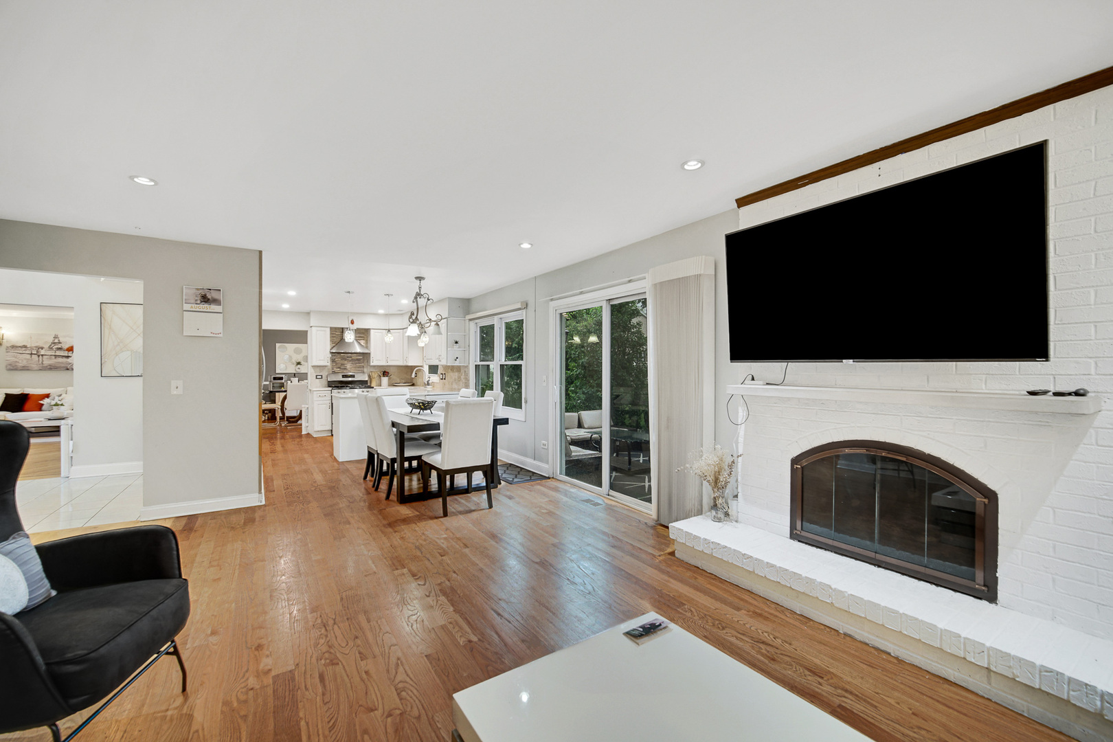 2233 Appleby Drive