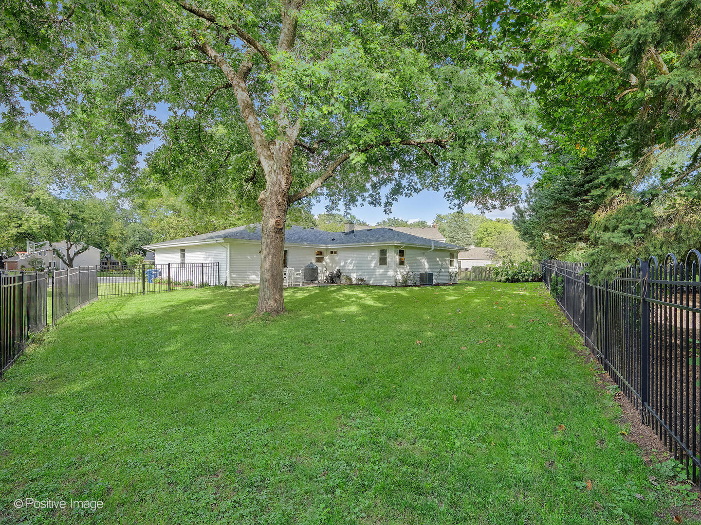 212 Hamilton Lane