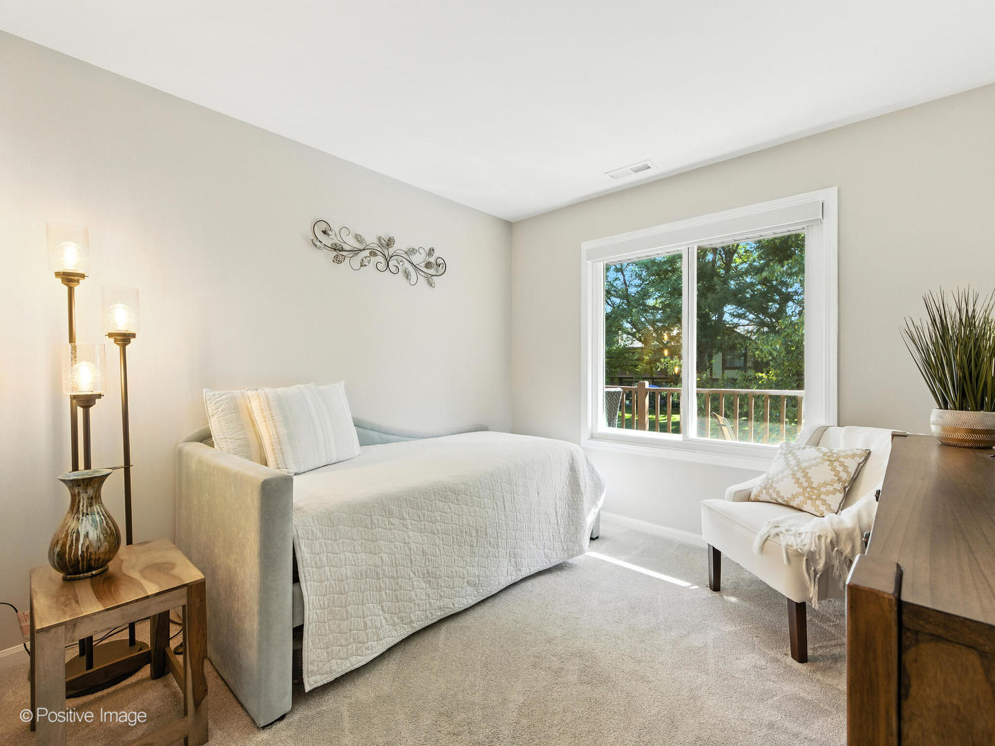 383 Sandhurst Circle Unit: 4