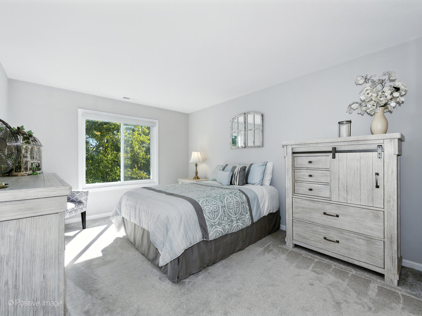 383 Sandhurst Circle Unit: 4
