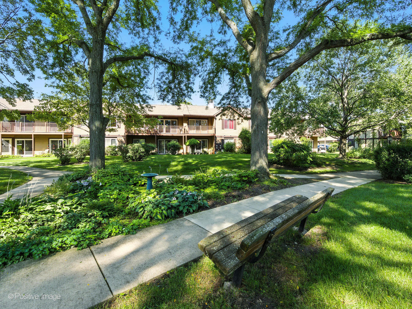 383 Sandhurst Circle Unit: 4