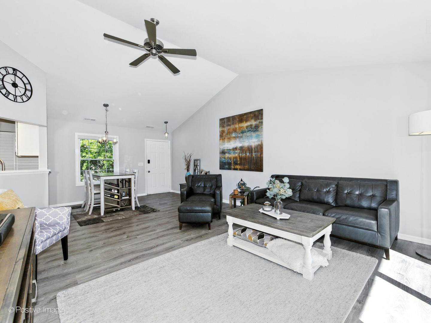 383 Sandhurst Circle Unit: 4