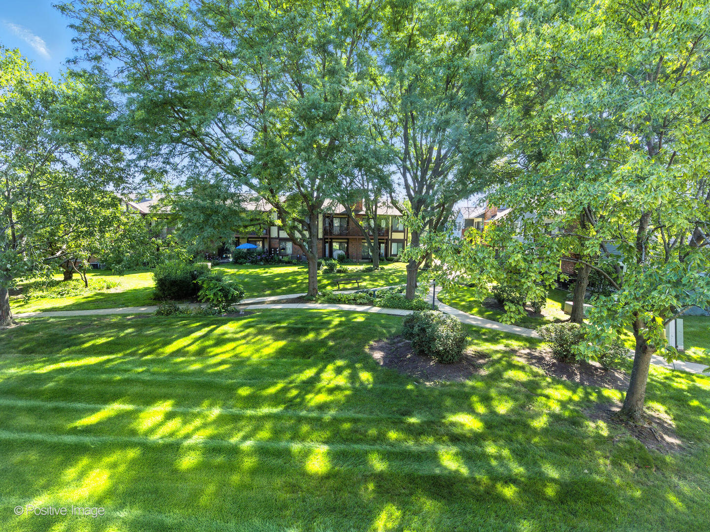 383 Sandhurst Circle Unit: 4