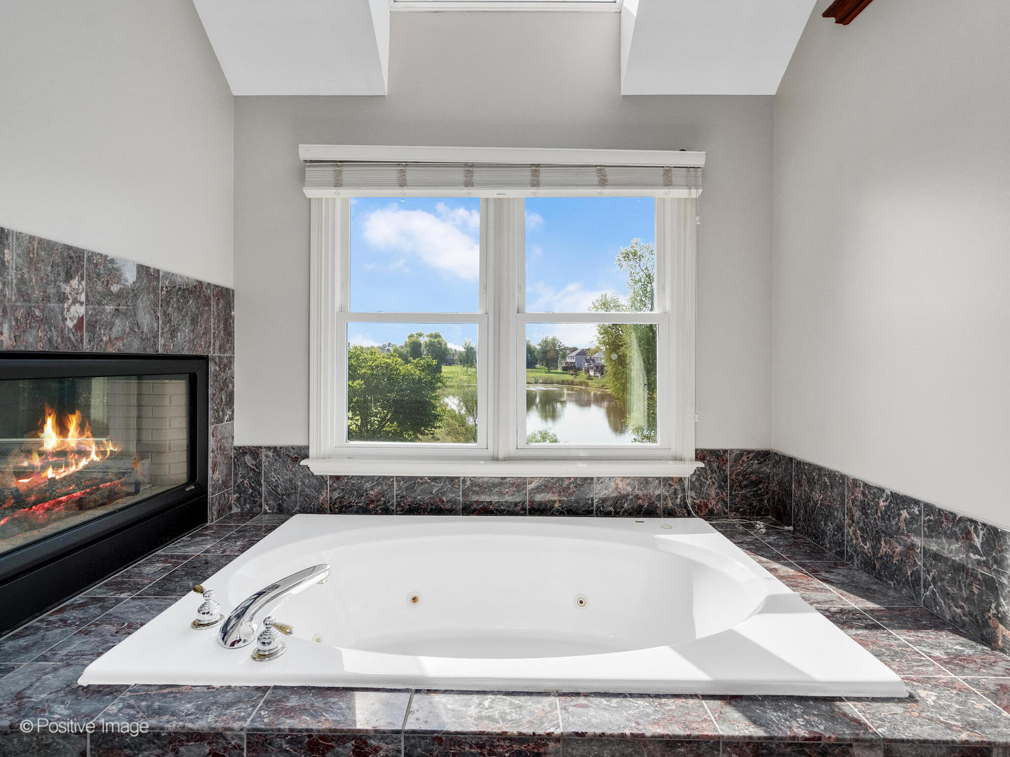 26W453 Pinehurst Drive