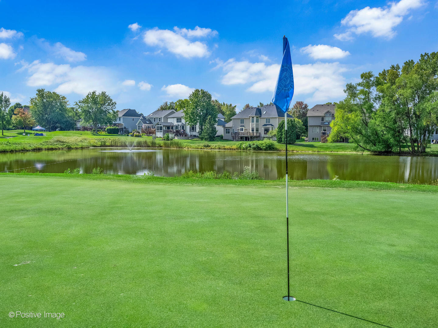 26W453 Pinehurst Drive