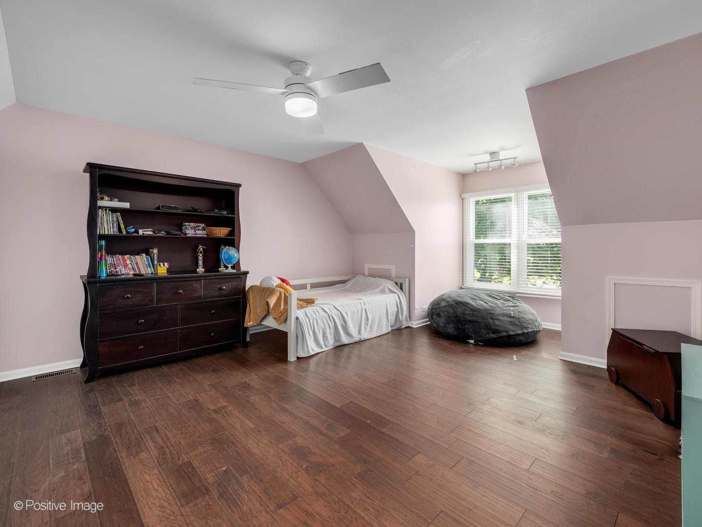 26W453 Pinehurst Drive