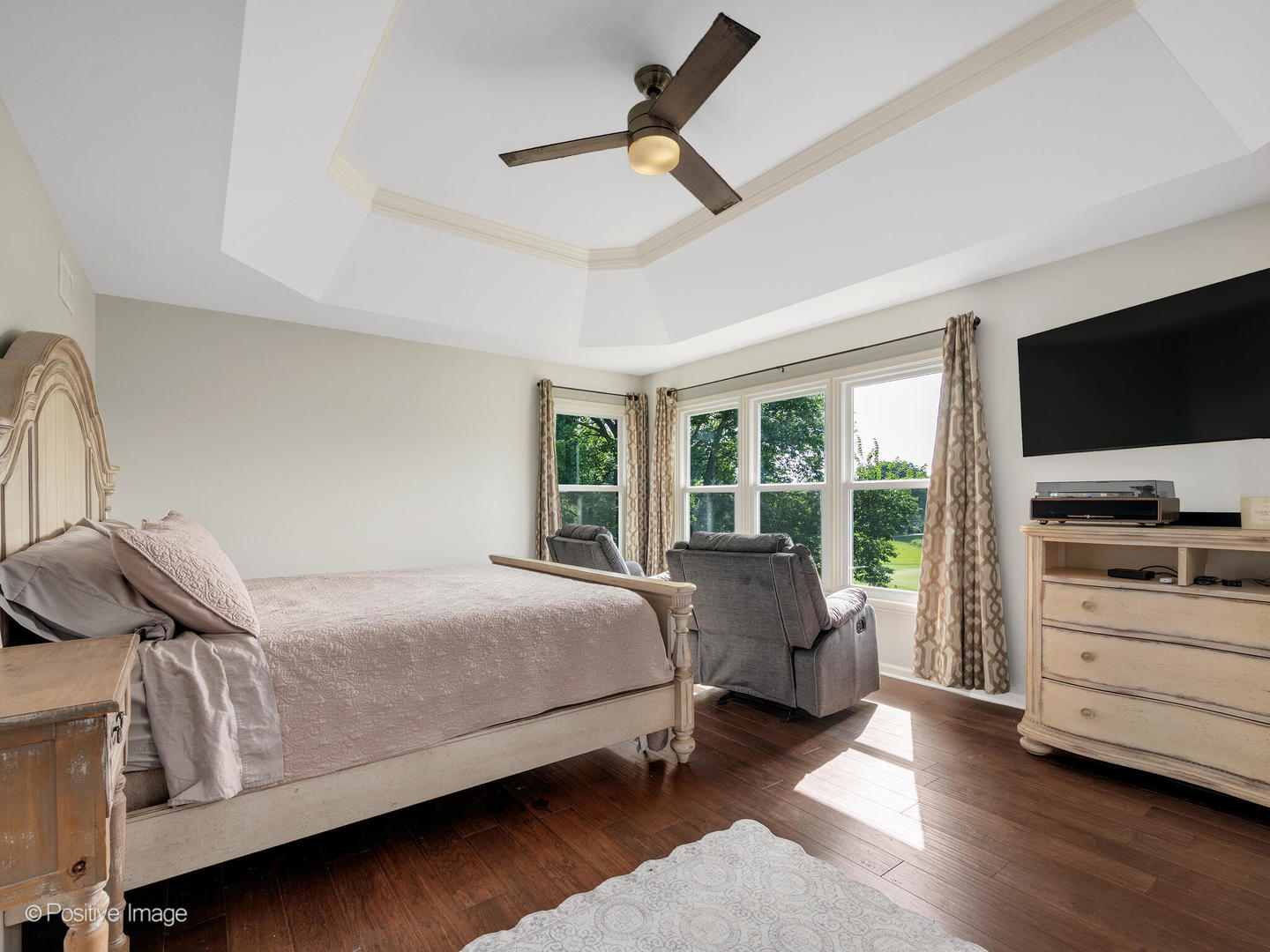 26W453 Pinehurst Drive