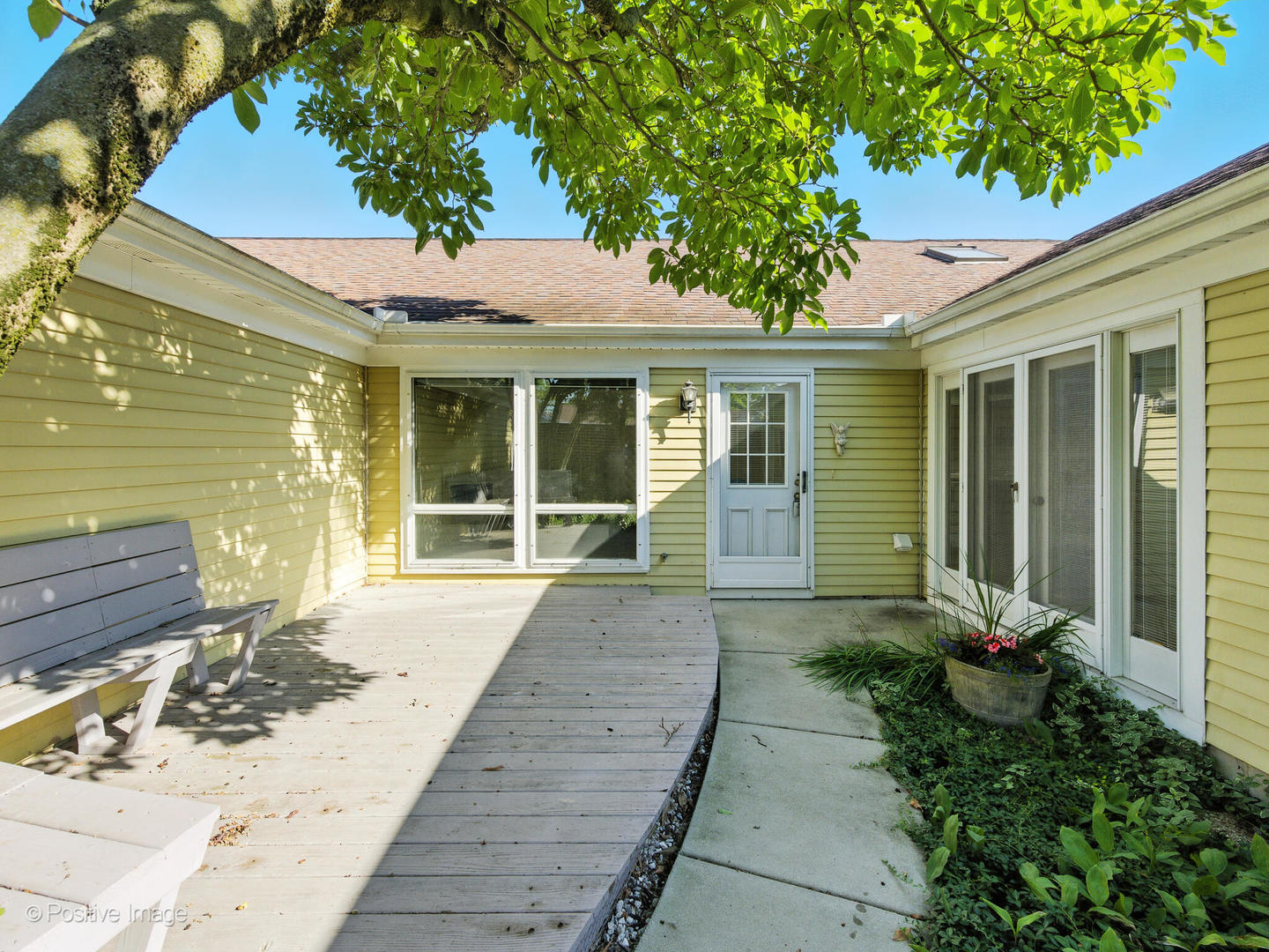 952 Dartmouth Drive