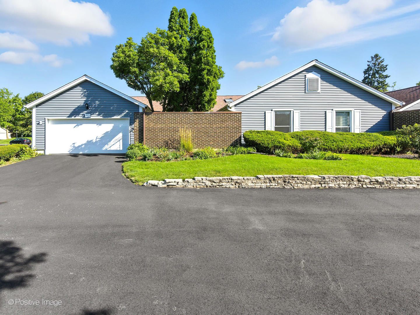 952 Dartmouth Drive