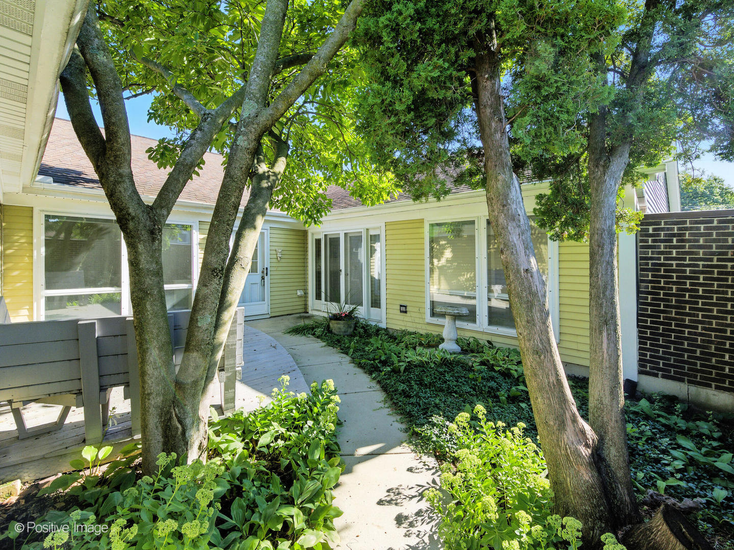 952 Dartmouth Drive