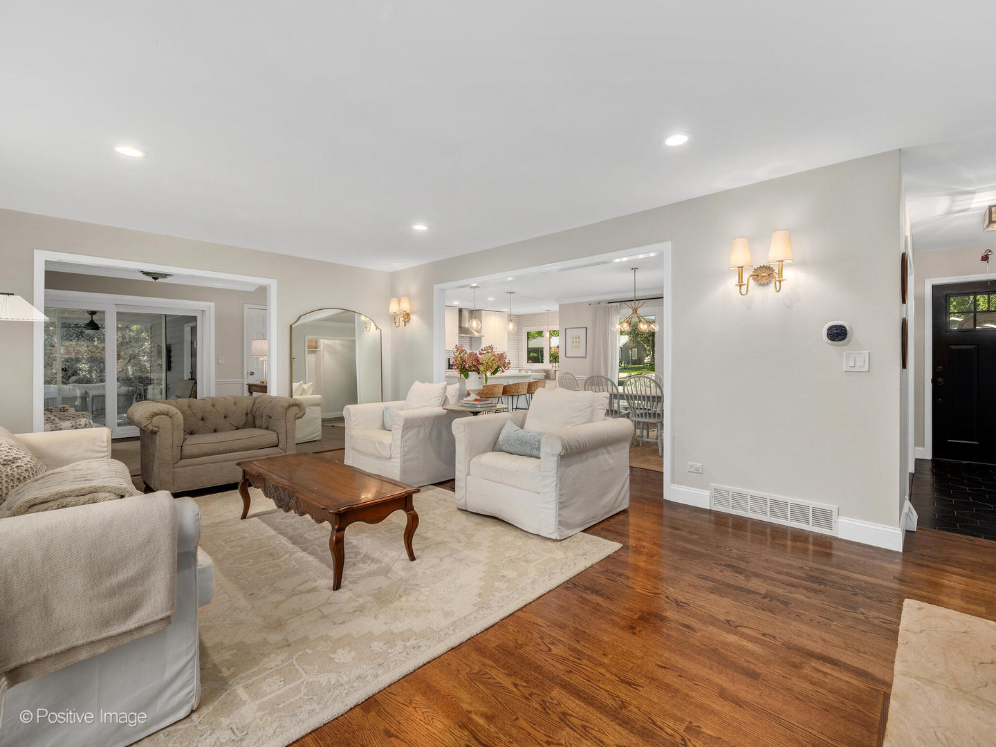 26W537 Barnes Avenue