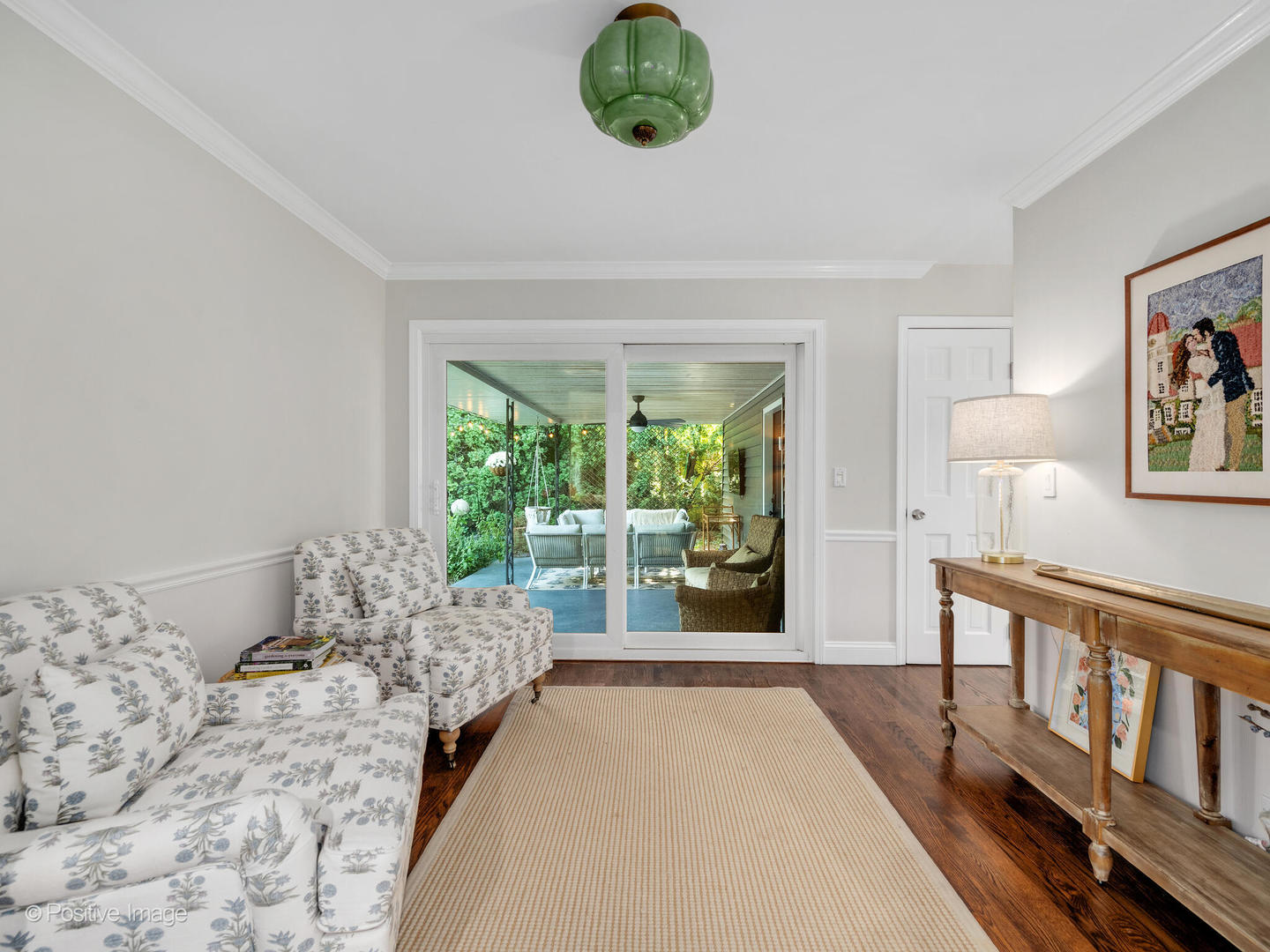 26W537 Barnes Avenue