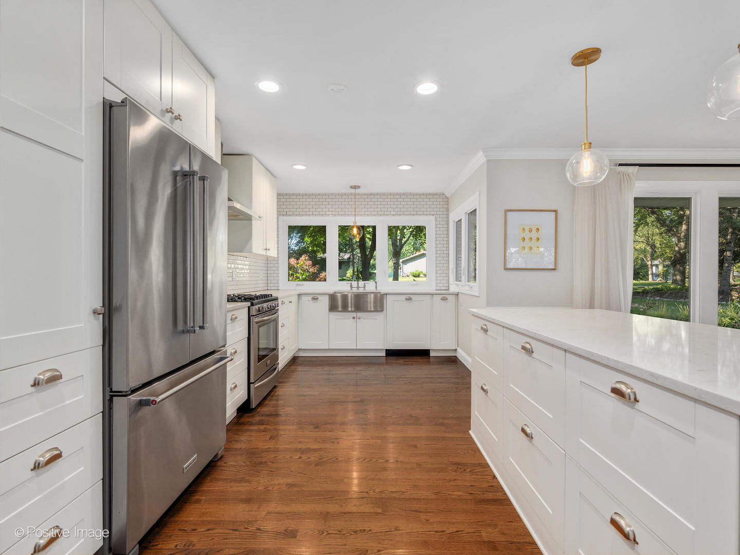 26W537 Barnes Avenue