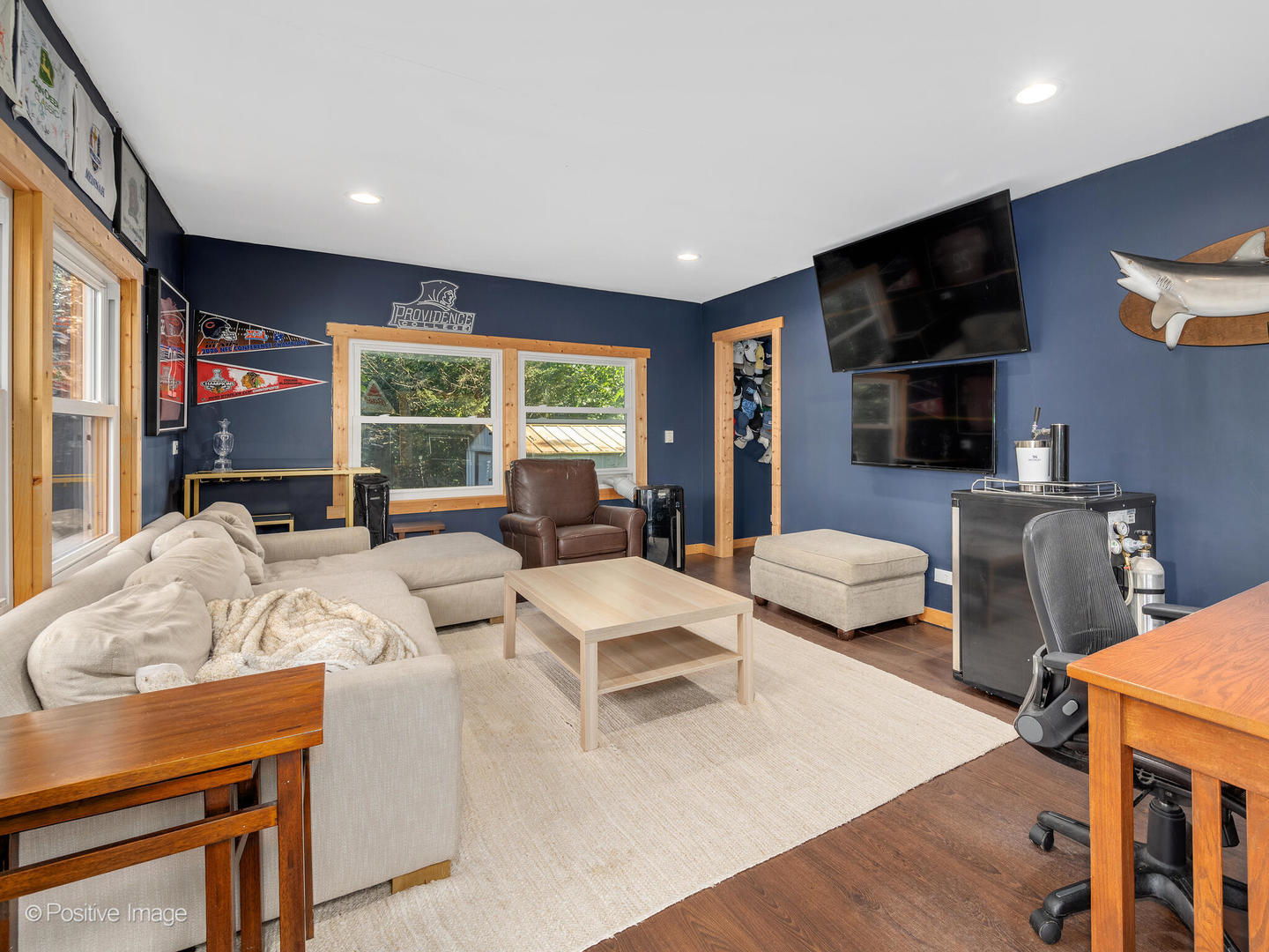 26W537 Barnes Avenue