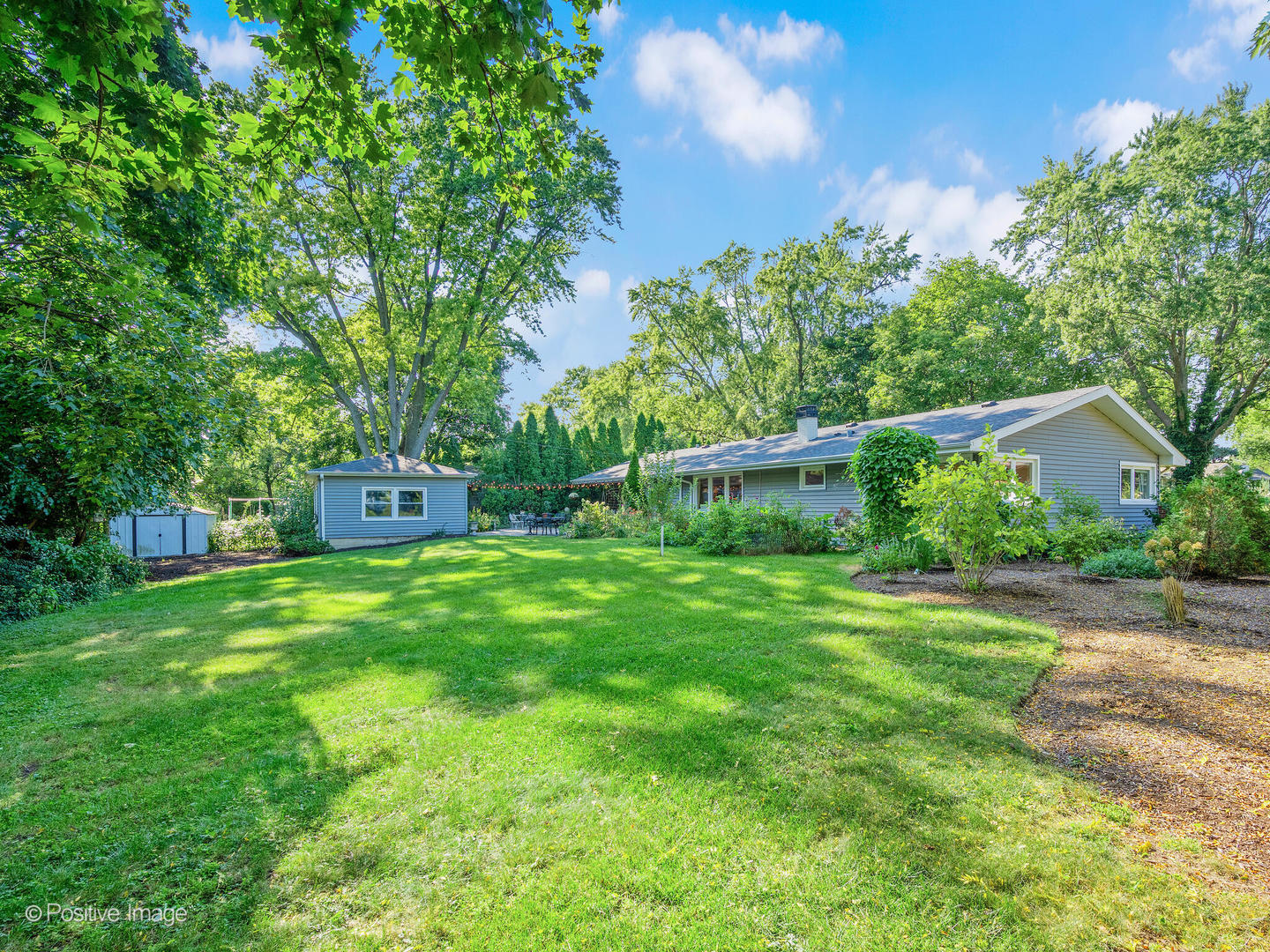 26W537 Barnes Avenue