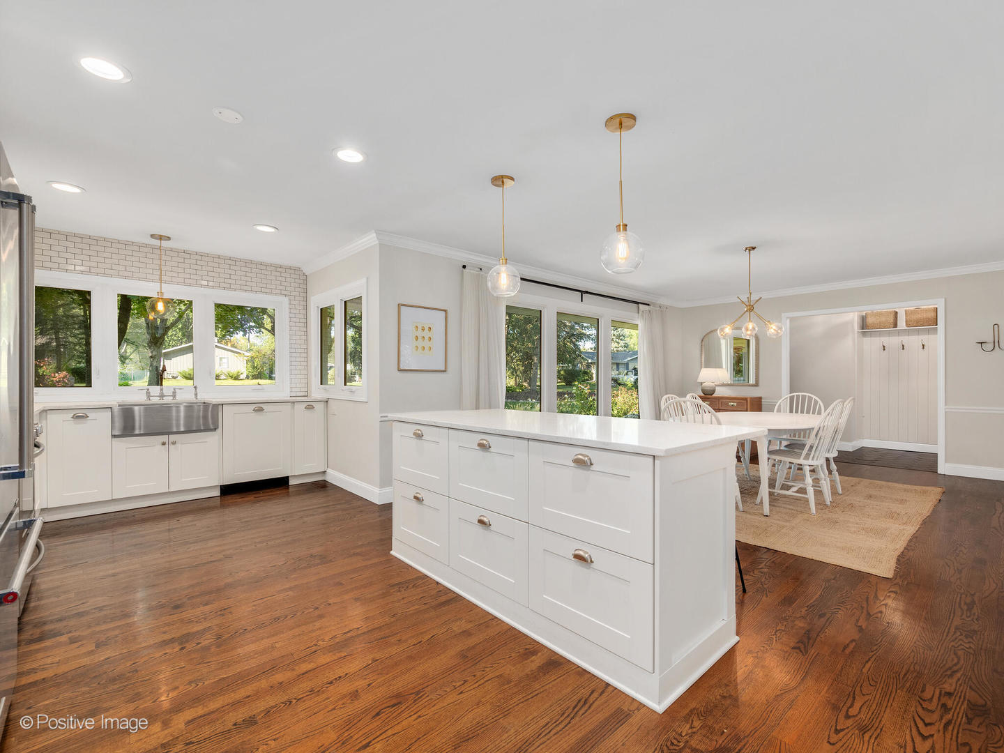 26W537 Barnes Avenue