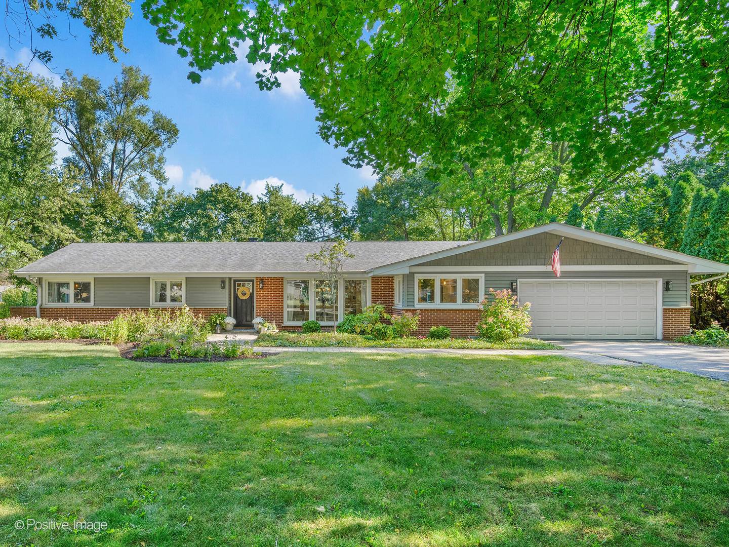 26W537 Barnes Avenue