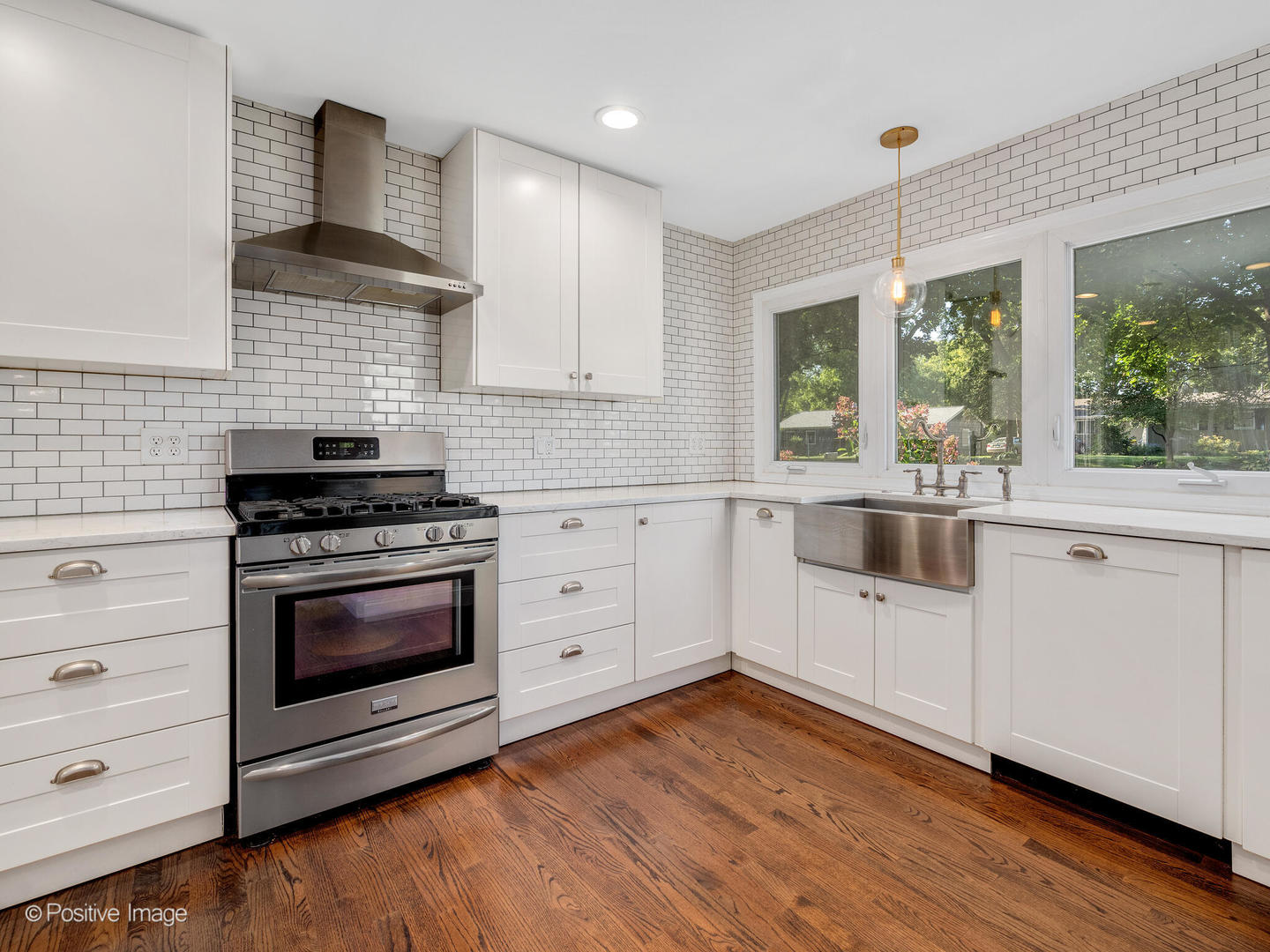 26W537 Barnes Avenue