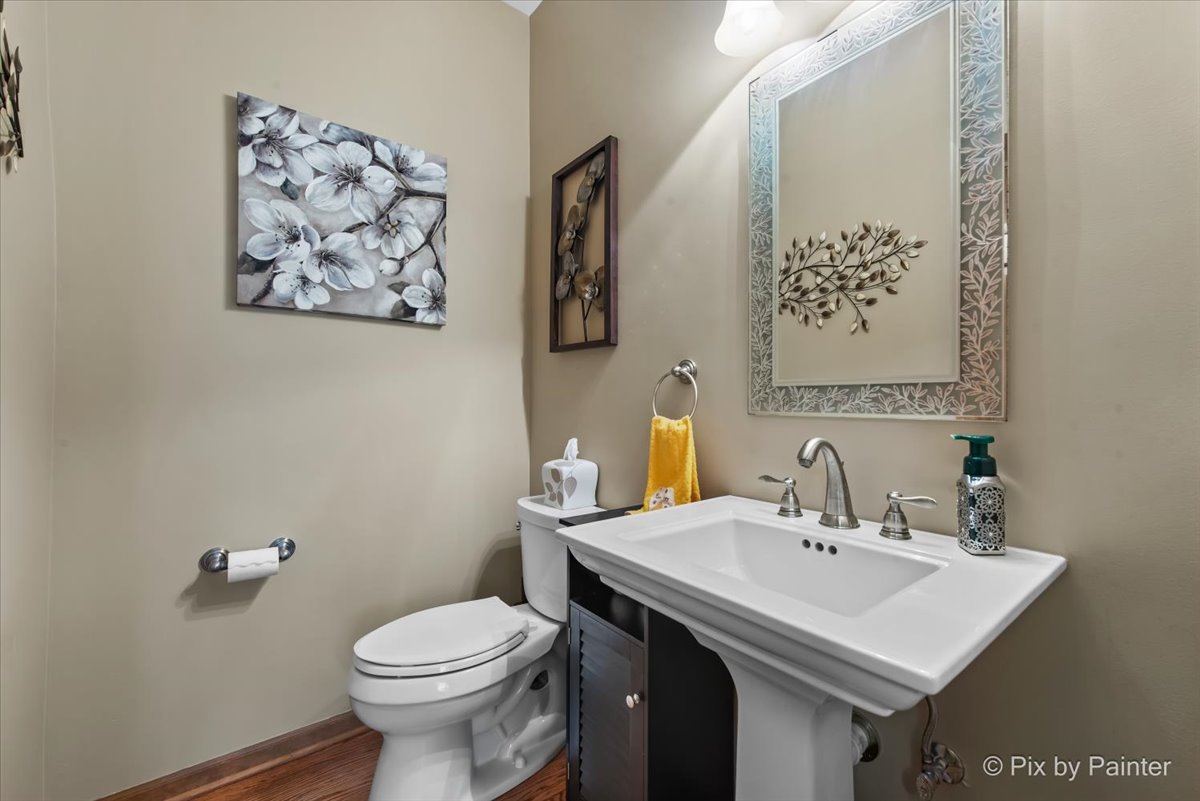 26W036 Klein Creek Drive