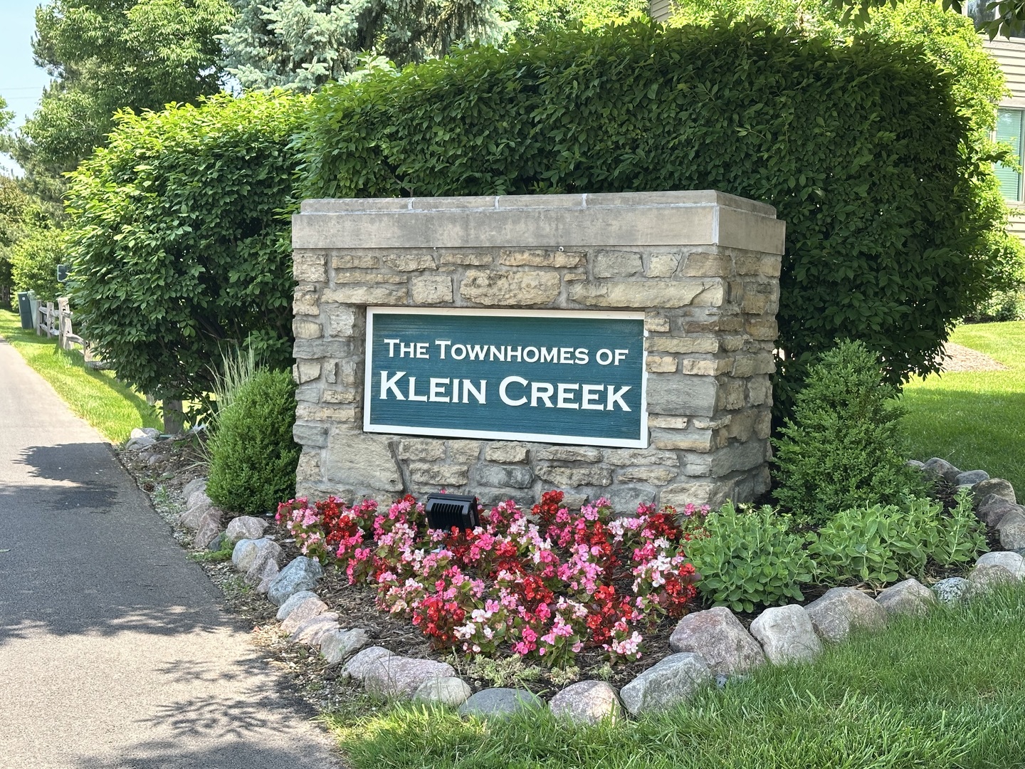 26W036 Klein Creek Drive