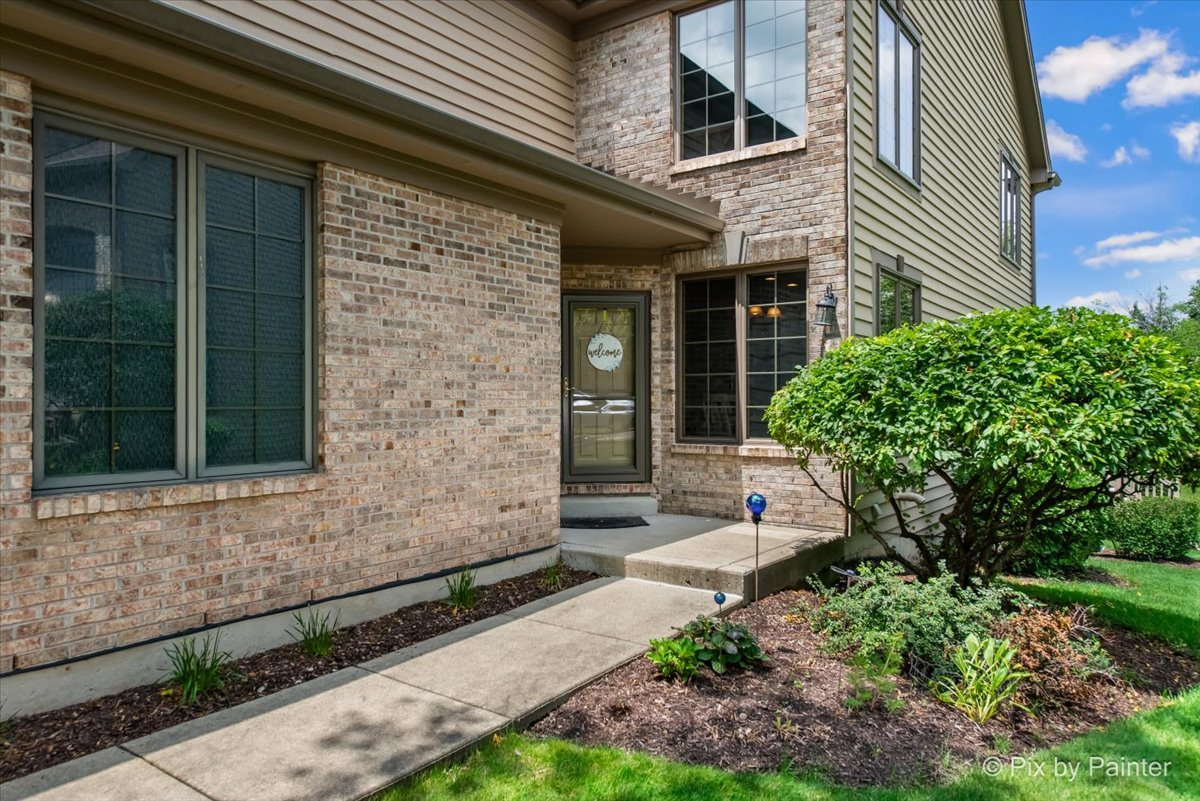 26W036 Klein Creek Drive